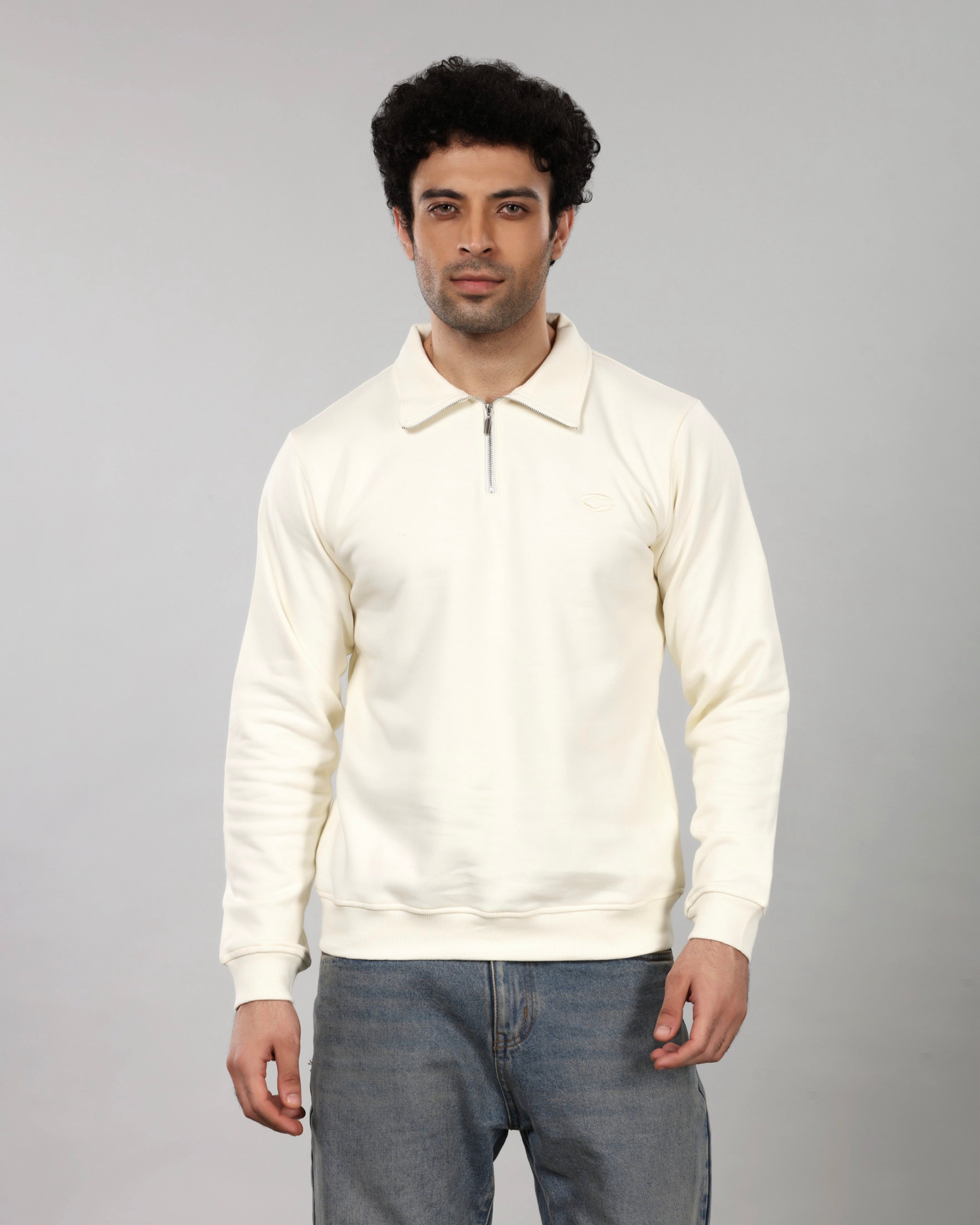 QUARTER ZIP SWEATS.